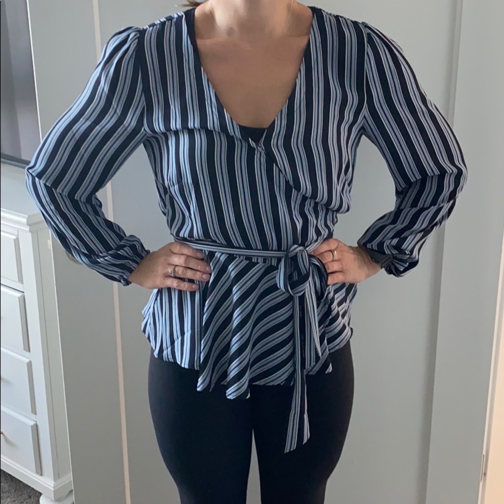 Long sleeved stripped blouse - Picture 2 of 2